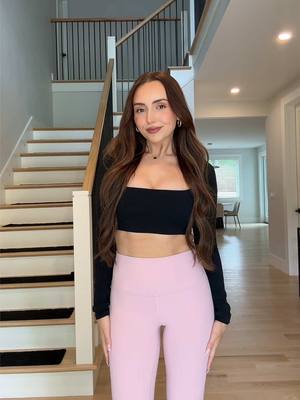 A post by @juliaaraleigh on TikTok caption: Another day another dance 🪩 🩷