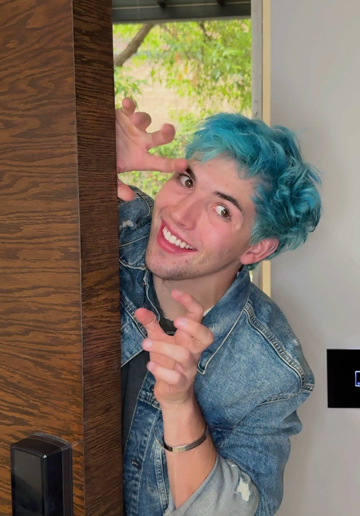 A post by @mariano_razo on TikTok caption: Quién las entiende??😵‍💫 @Lily 