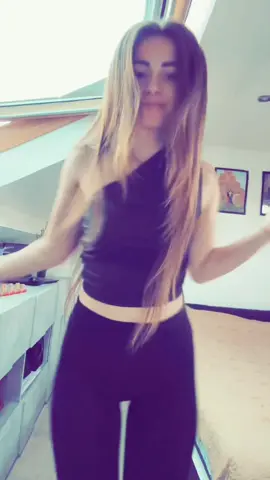 A post by @corina93.17 on TikTok