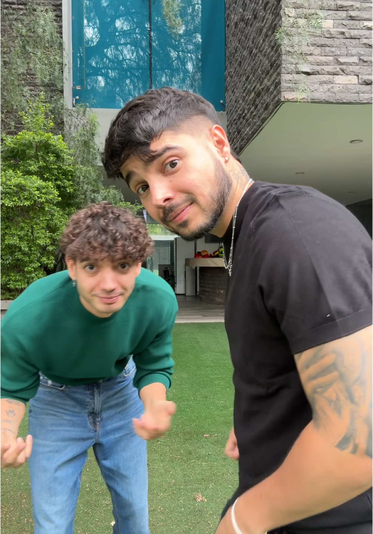 A post by @capitanyolotroll on TikTok caption: @NANDO 💦💦💦 #yolo #parati 