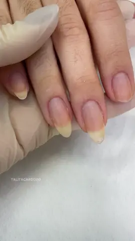 A post by @talitacardozo on TikTok caption: Aprenda fazer unhas comigo https://cursostalitacardozo.com.br/mpp/ Esmalte: Rainha da Selva de Pedras - Risque 