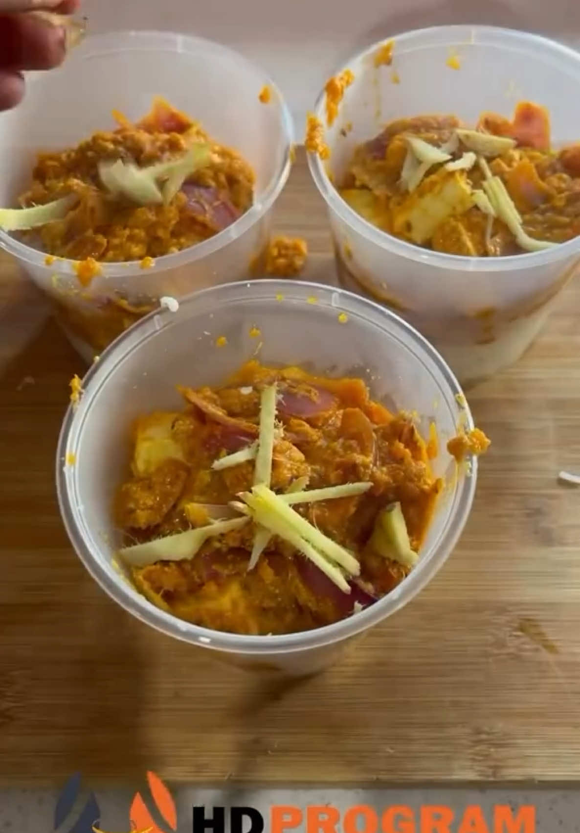 A post by @hdmeal on TikTok caption: Special recipes for my Vegetarian friends . Try this Panner 2 Pyaza 👌. #hdprogram #hdmeal #eatrealfood #punjabi #desidiet @HD Program | +61411229631 