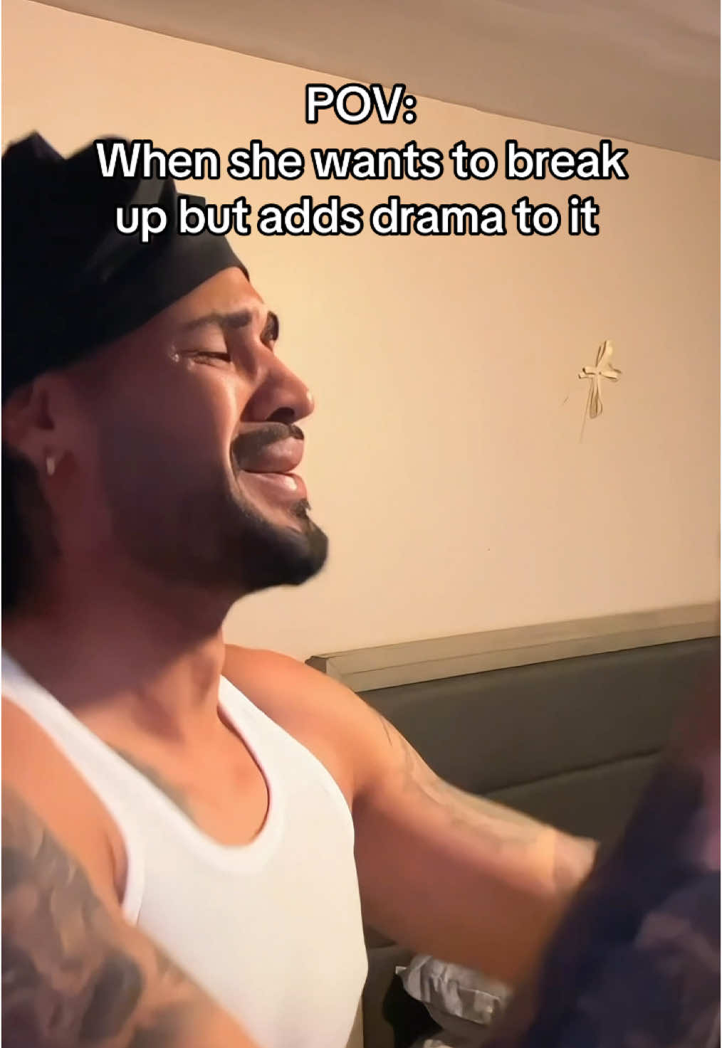 A post by @davinci_beau on TikTok caption: LMAOOOOOOO the reason be the most simple 😂 #fyp #foryoupage 