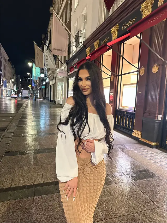 A post by @ana_vasile9 on TikTok