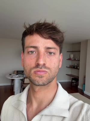 A post by @lawtips on TikTok caption: Ojito con Renault.