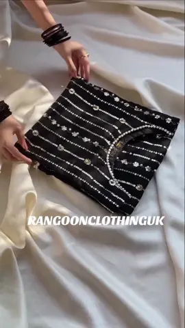 A post by @rangoonclothinguk on TikTok caption: Rangoonclothinguk #rangoonclothinguk #indianwedding #indiantiktok #pakistanifashion #pakistani_tik_tok #fyp #foryoupage❤️❤️ #pakistaniwedding #newcollections #desiweddingvibes 