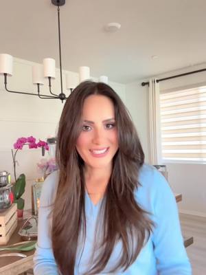 A post by @vasilvana1 on TikTok caption: 760 717 1150 o al 7609903644 precio en dólares envíos a usa  