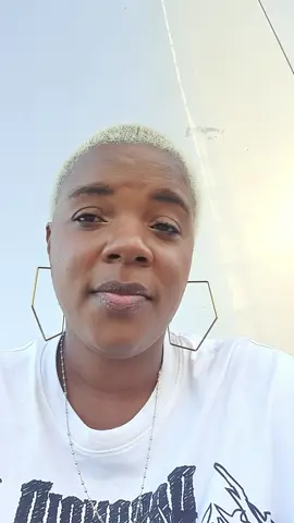 A post by @dolpezlitalienne1234 on TikTok caption: tout vient à point à celui qui sait attendre #titokcameroun🇨🇲🇨🇲🇨🇲 #gospel 