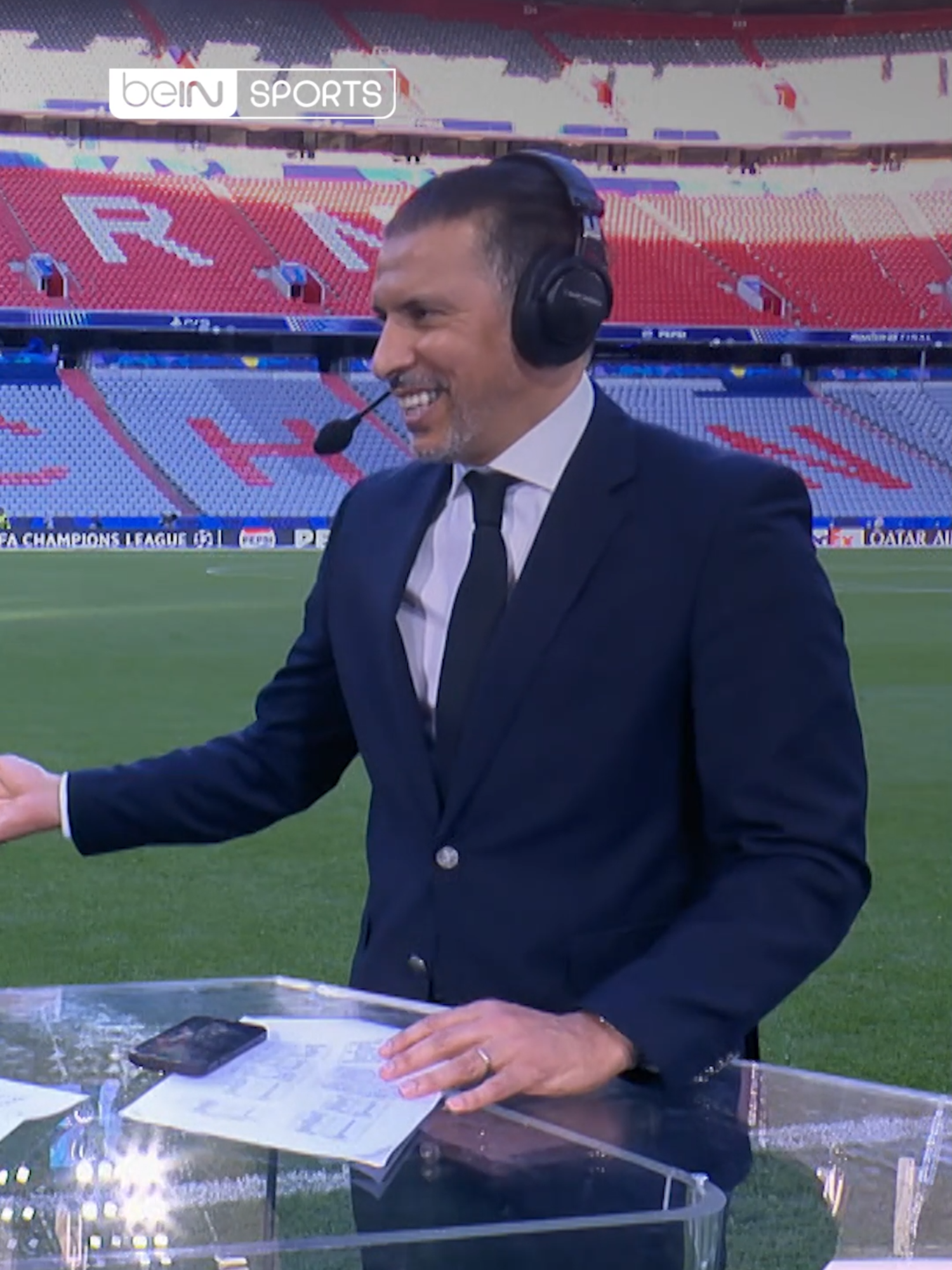 A post by @beinsports on TikTok caption: هذا هو سبب تألق ديمبيلي بحسب محمد سعدون الكواري - ما هو رأيك؟ 😄 #دوري_أبطال_أوروبا #باريس_سان_جيرمان #إنتر #نهائي_الأبطال