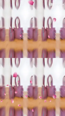 A post by @bodysamuka on TikTok caption: #totebag #viral #creatorsearchinsights #sewwithkorpo 