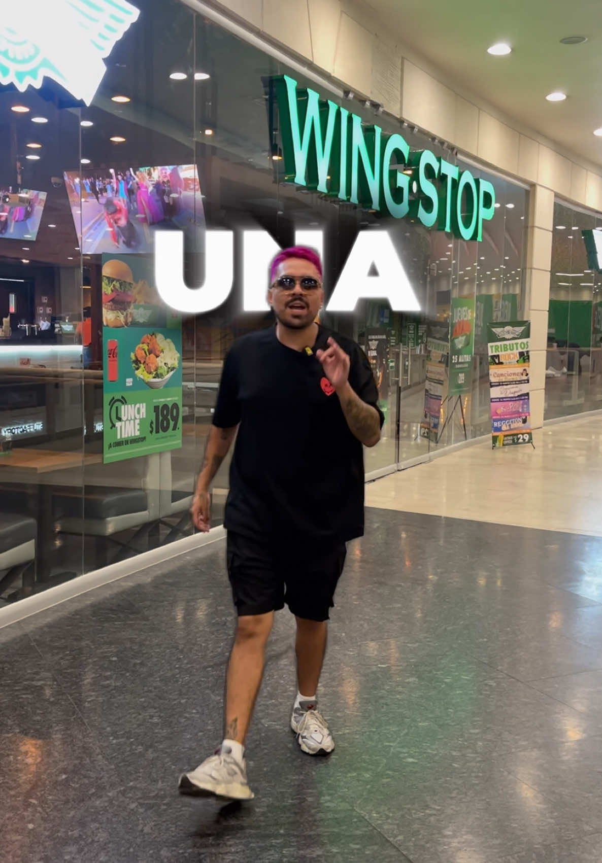 A post by @soybanaz on TikTok caption: Tengo una misión especial 👀  @Wingstop México #WingstopTeLleta 