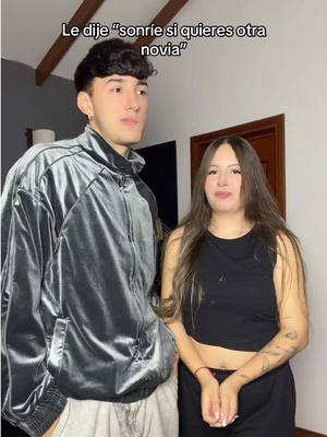 A post by @daniela_giraldo1 on TikTok caption: Alguien dormirá hoy en el sofá 💔🥹 #giraldos #fyp 