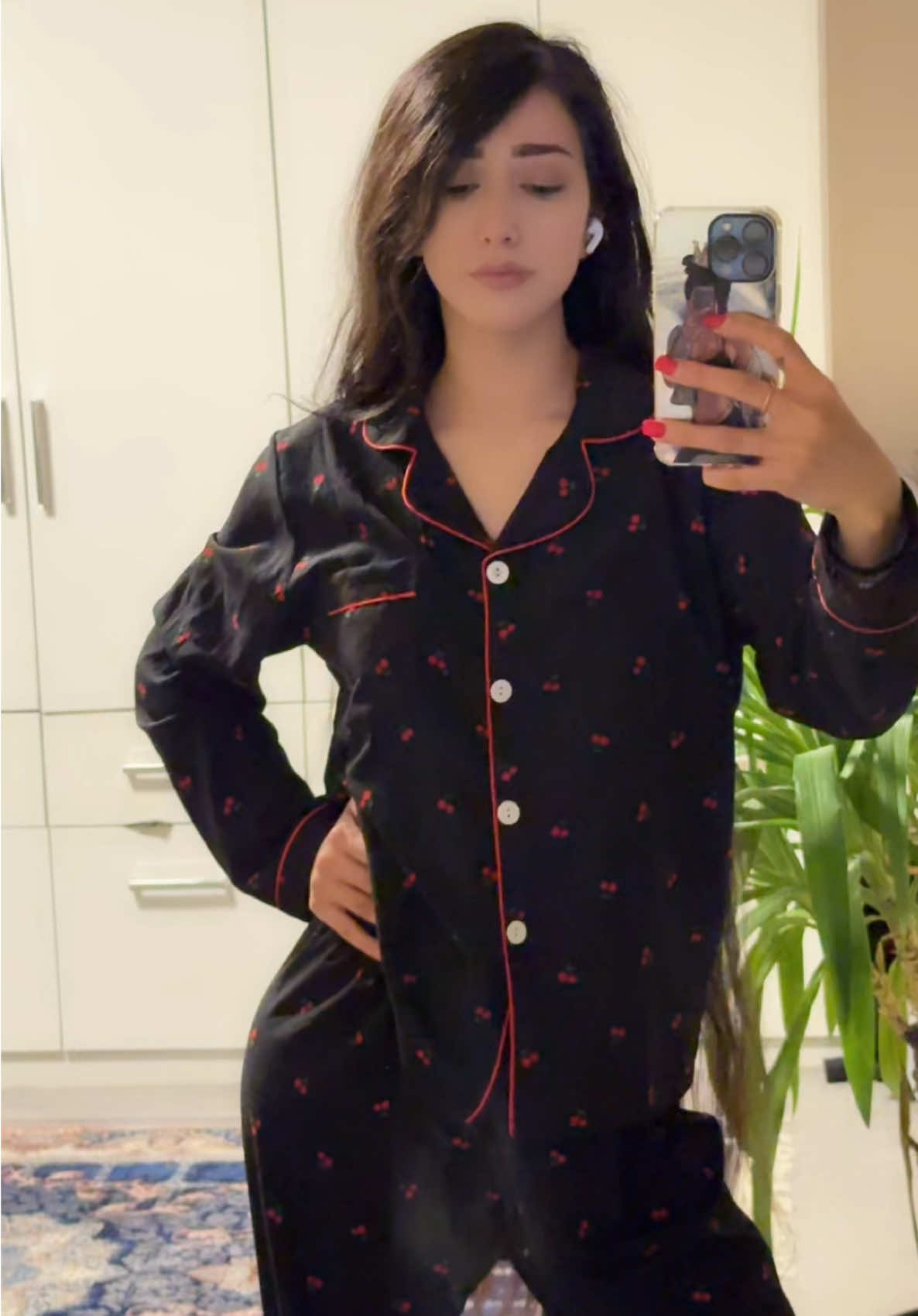 A post by @haniye_mazari_officiall on TikTok caption: #خوابم #نبرد 🤣