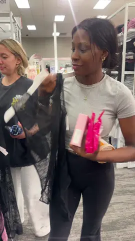 A post by @nykimori on TikTok caption: ⚠️THIS IS AN AMBERLYNN REID REFERENCE⚠️@abbey 