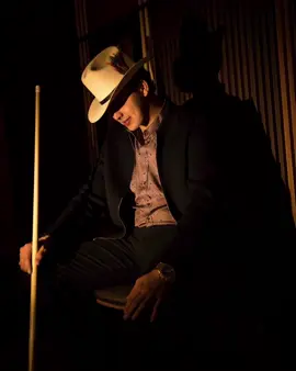A post by @panterbelikikii_ on TikTok caption: MUCHAS GRACIAS POR EL APOYO A MI RECIENTE LANZAMIENTO PLEBES 🤠🛩️🥇! VIERNES 13  DE JUNIO PROX ESTRENÓ…🗓️🌔💌