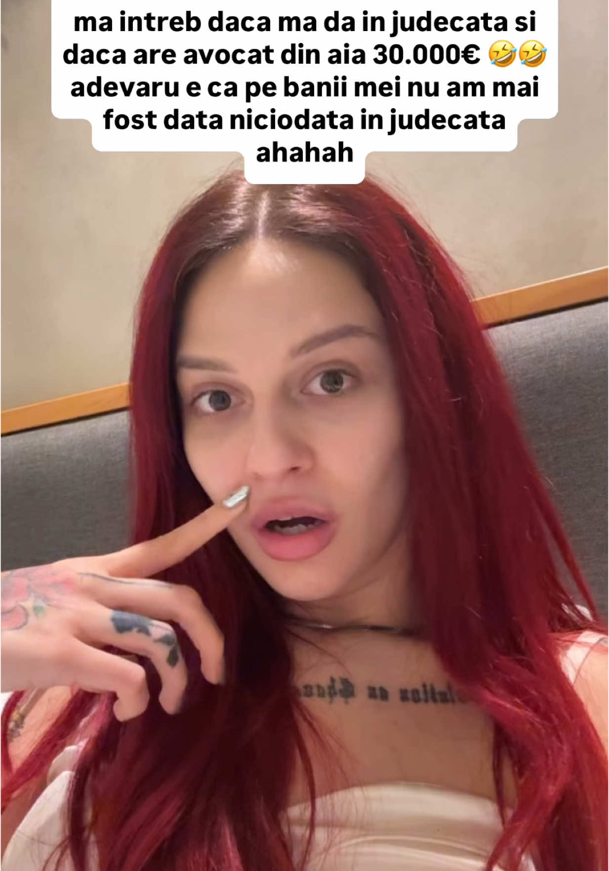 A post by @mariludobrescu on TikTok caption: efectiv reactia mea la rece. THE AUDACITY 🤡 