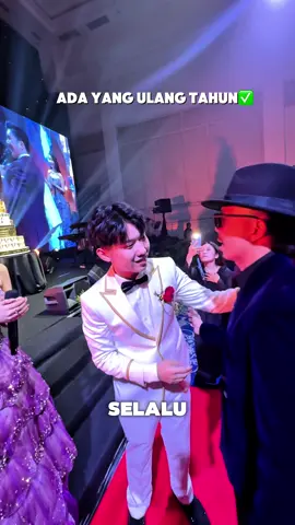 A post by @attahalilintar on TikTok caption: Acara Ulang Tahun Willie Salim! 🎂 Ada apa saja?