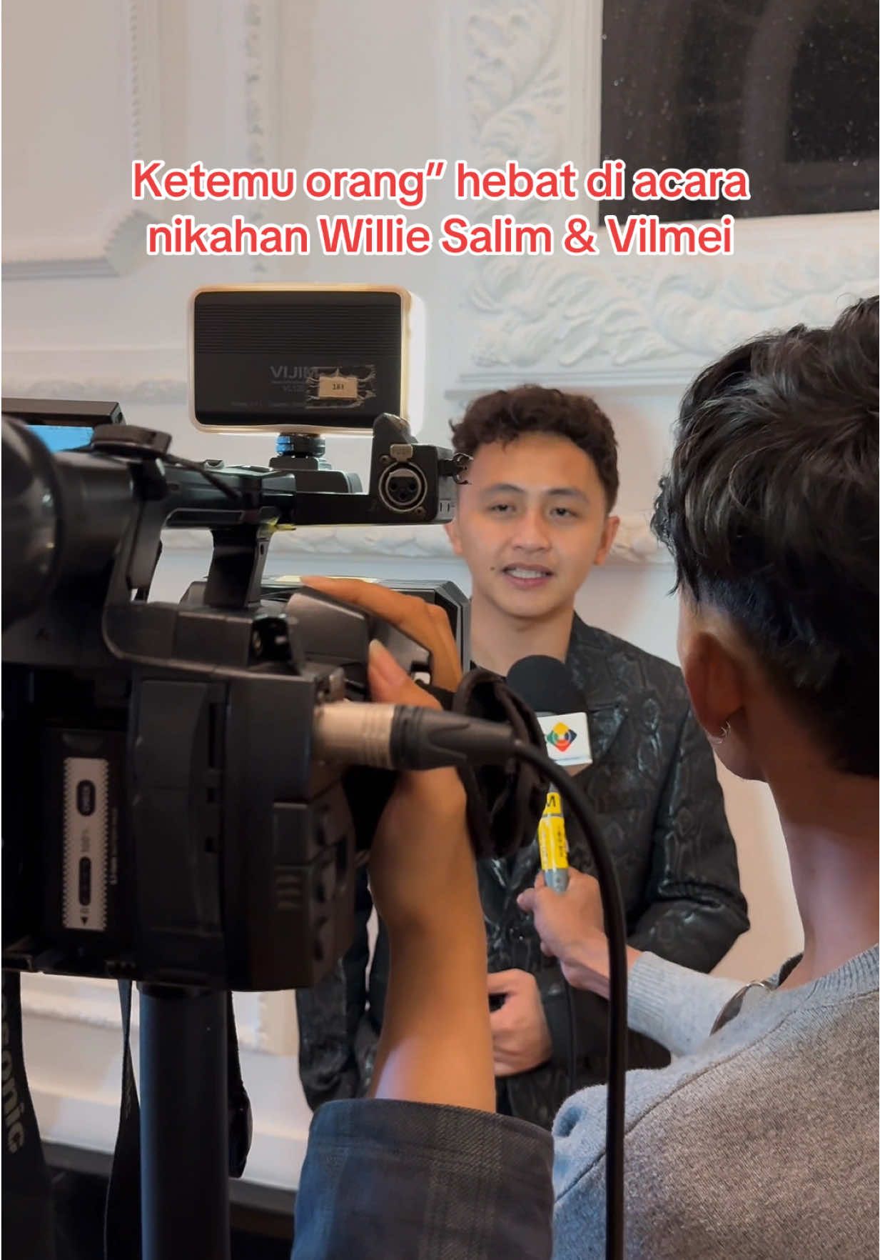 A post by @rivelsumigar on TikTok caption: Acara ultah udah semeriah ini apalagi kalau mereka nikah @WILLIE SALIM & @VILMEI✨  