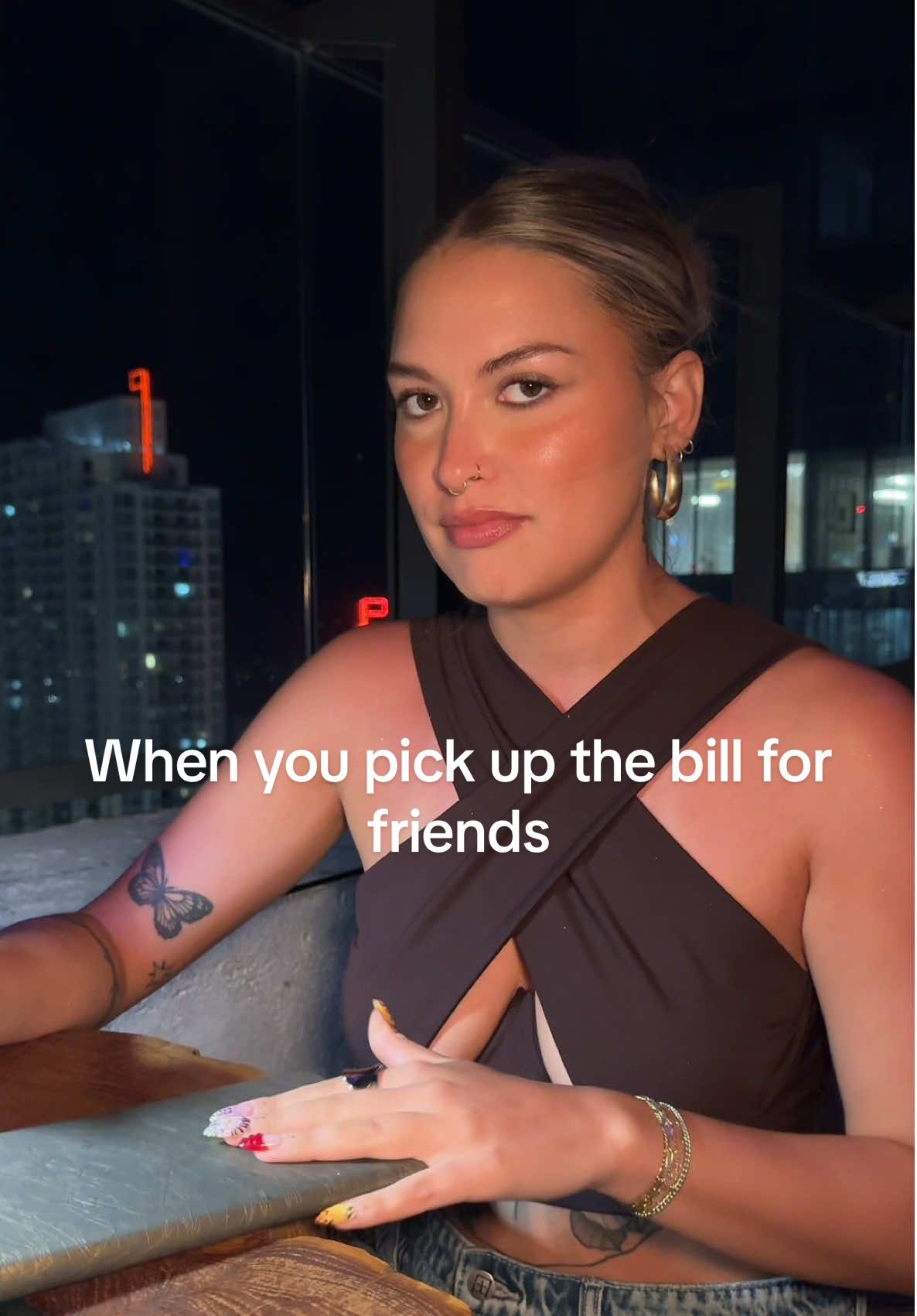 A post by @lexicgoldberg on TikTok caption: how much was the bill? #loveisblind #ultimatum #netflix 