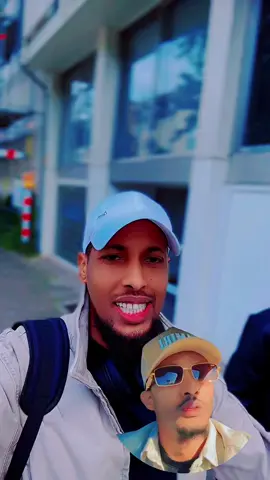 A post by @aydarusflip on TikTok caption: @Garyaqaan🦅🦅  @King Heybe #foryoupage #hiphop #musica #foryoupage❤️❤️ #comedia #motivation #duet #xamarcadey🇸🇴🇸🇴🇸🇴🇸🇴 #aydarusflip #somalitiktok #Stitch #Stitch #Viral #tiktok_india #india 