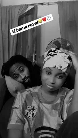 A post by @yayefallndiguel3 on TikTok caption: 💍❤️