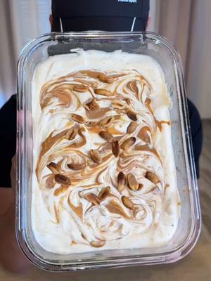 A post by @cestarpinbon on TikTok caption: Les glaces à la maison c’est TELLEMENT MEILLEURES  Testez vous allez kiffer 🍨🍨 Les beurres de cacahuète viennent de chez @Prozis_official  -10% sur tout le site avec notre code : CTB  #recettes #ideerecette #recettesimple #recetterapide #recettefacile #recettefacileetrapide #recettesimpleetrapide #TikTokFood #cestarpinbon 
