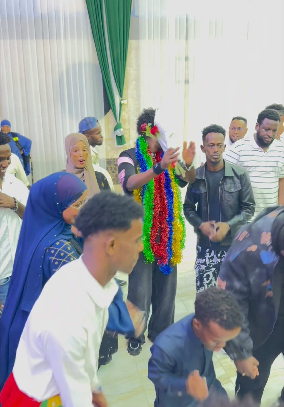 A post by @guxaaye on TikTok caption: #team_jiiro_qabo @Samiir_boss @Madxawenah CIyal Xamar⚖️ @Mss socod 💃🏽🇸🇴🦋 @@wiilo___hassan @Nasteeho indho❤️ @GUXAAYE BAYDHABO🇸🇴🦅 