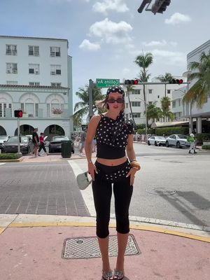 A post by @paylyyyy on TikTok caption: Miamiiiiii 🦩