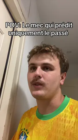 A post by @cebonvieuxarthur on TikTok caption: Bonjour, je suis back (et plus seul que jamais…) #pourtoi #voyant #daubecosmique #passédifficile #depression 