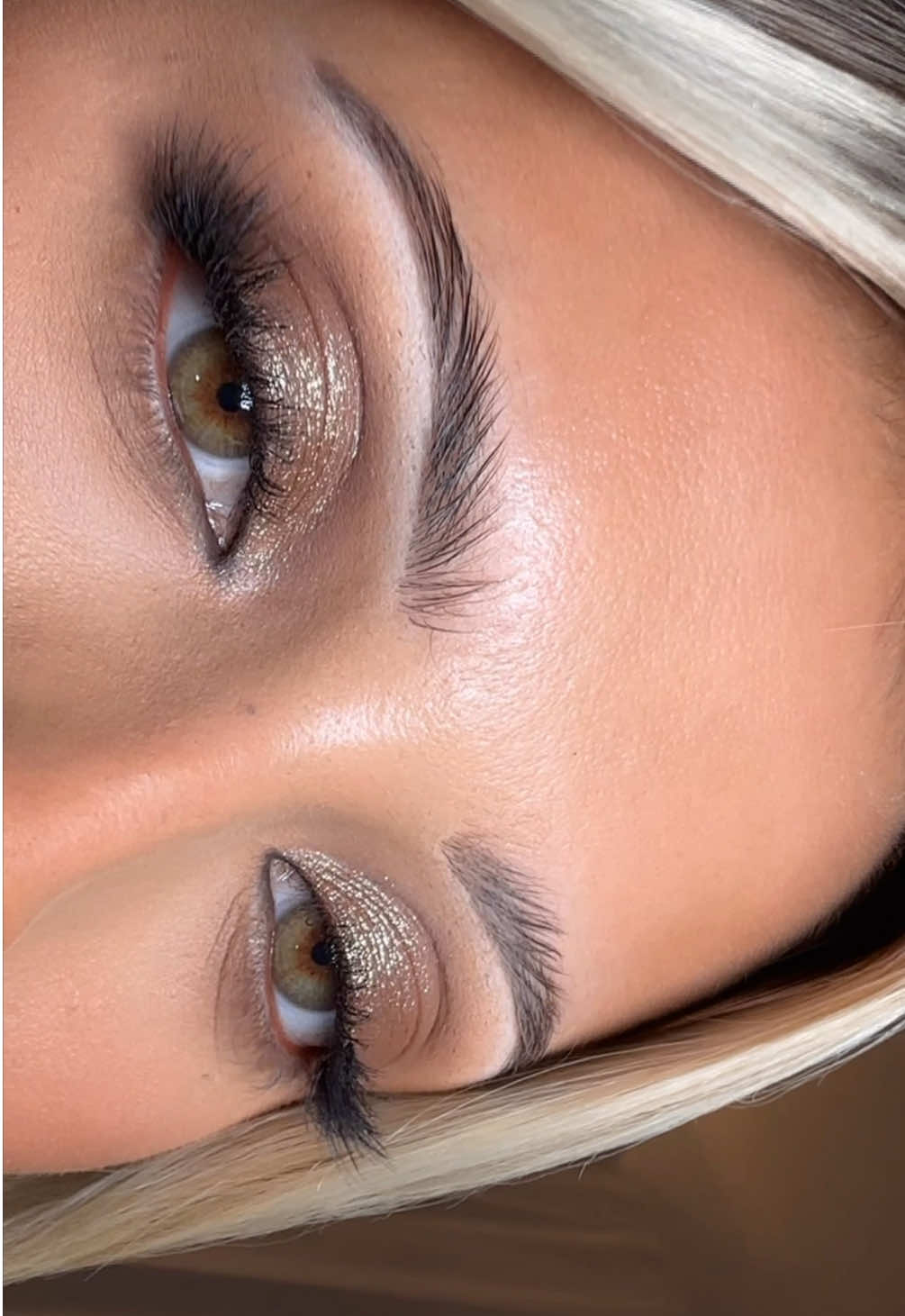 A post by @alexisfrasca on TikTok caption: smoky & bronzey #makeup 