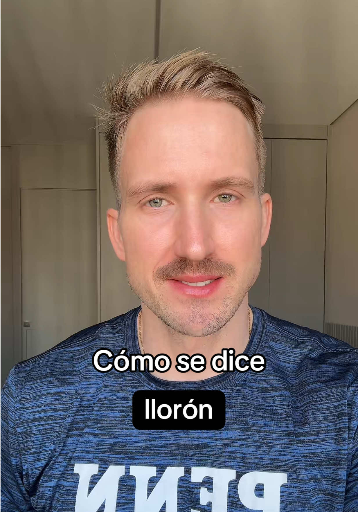 A post by @spencerconoce on TikTok caption: ¿Cómo diría inconsciente en inglés?