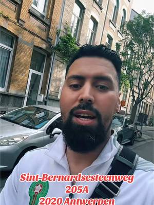 A post by @houssam_gym on TikTok caption: #creatorsearchinsights #FYP #Viral #iPhone #Apple #Tech #Tutorial #HowTo #Venta #Oferta #Deals #Shopping #اكتشف #فيديو_جديد #ايفون #تكنولوجيا #شروحات #بيع #عروض #تخفيضات #تسوق #الكترونيات