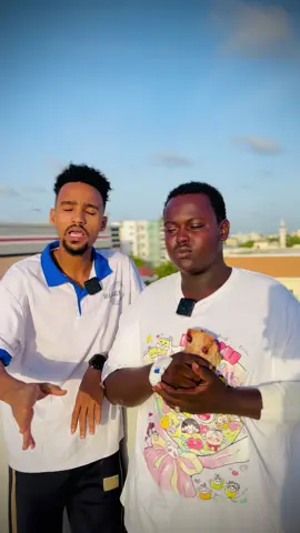 A post by @sadamkeyow on TikTok caption: Ujoojinmeyno garab istaaga dadka maskinta caqabad walbo nga hor imato aan is garab istagno somaliyey#sadamkeyow 