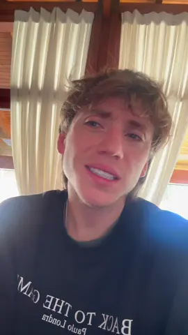 A post by @paulolondra on TikTok caption: Si te llamé bb