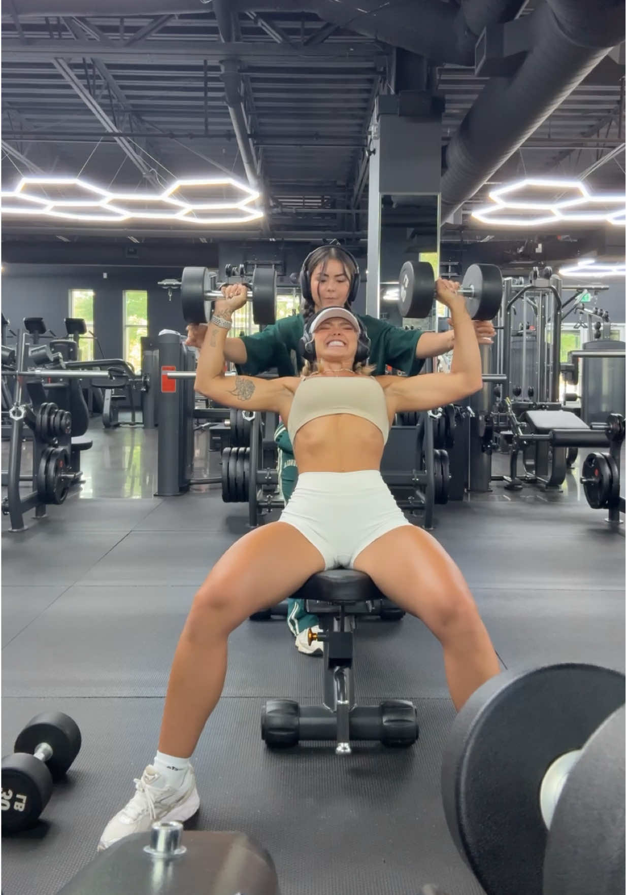 A post by @abigailwhhitee on TikTok caption: time to start pushing harder again #fyp 