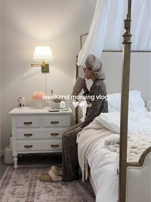 A post by @elainamich on TikTok caption: Asmr weekend morning vlog 🤍☁️ #morningroutine #skincare #motivation #dailyvlog #grwm #morning #CleanTok #cooking #lifestyle #clean #productivity #DayInMyLife #routine 
