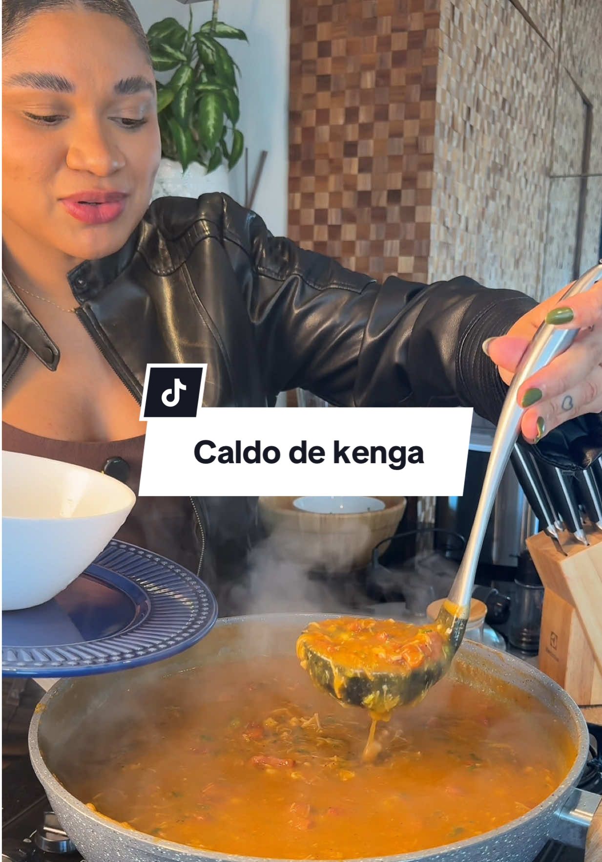 A post by @eloalmeida8 on TikTok caption: Caldo de kenga