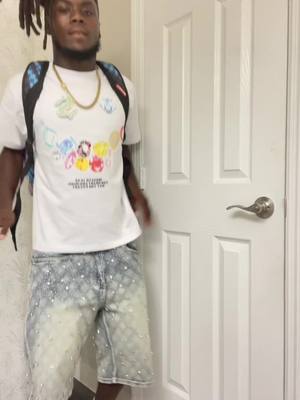 A post by @mrflawdaaa on TikTok caption: this new Florida song hard🔥 #fyp #floridadance #trending #viral 