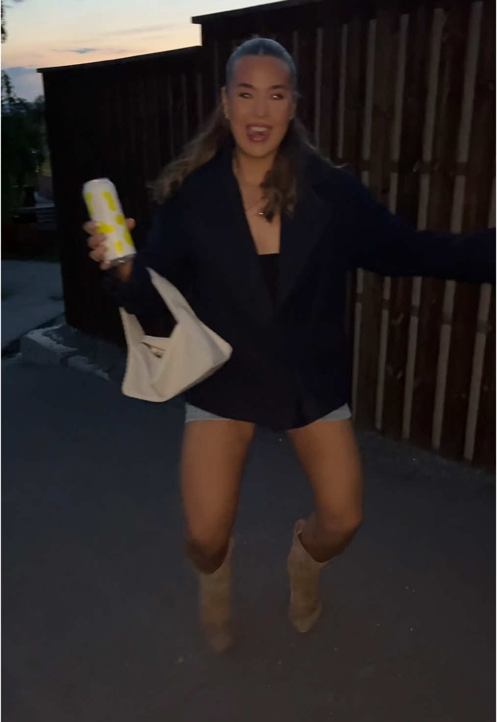 A post by @odaoera on TikTok caption: Går unna @Skinny E 