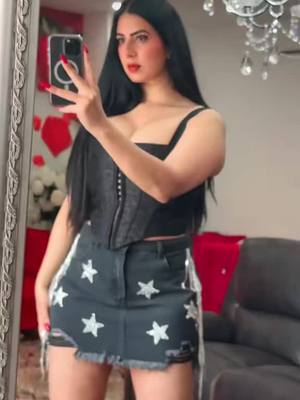 A post by @yoursdreamgirrl on TikTok caption: #fyp #fypシ゚ #trendingsong #foryoupage 