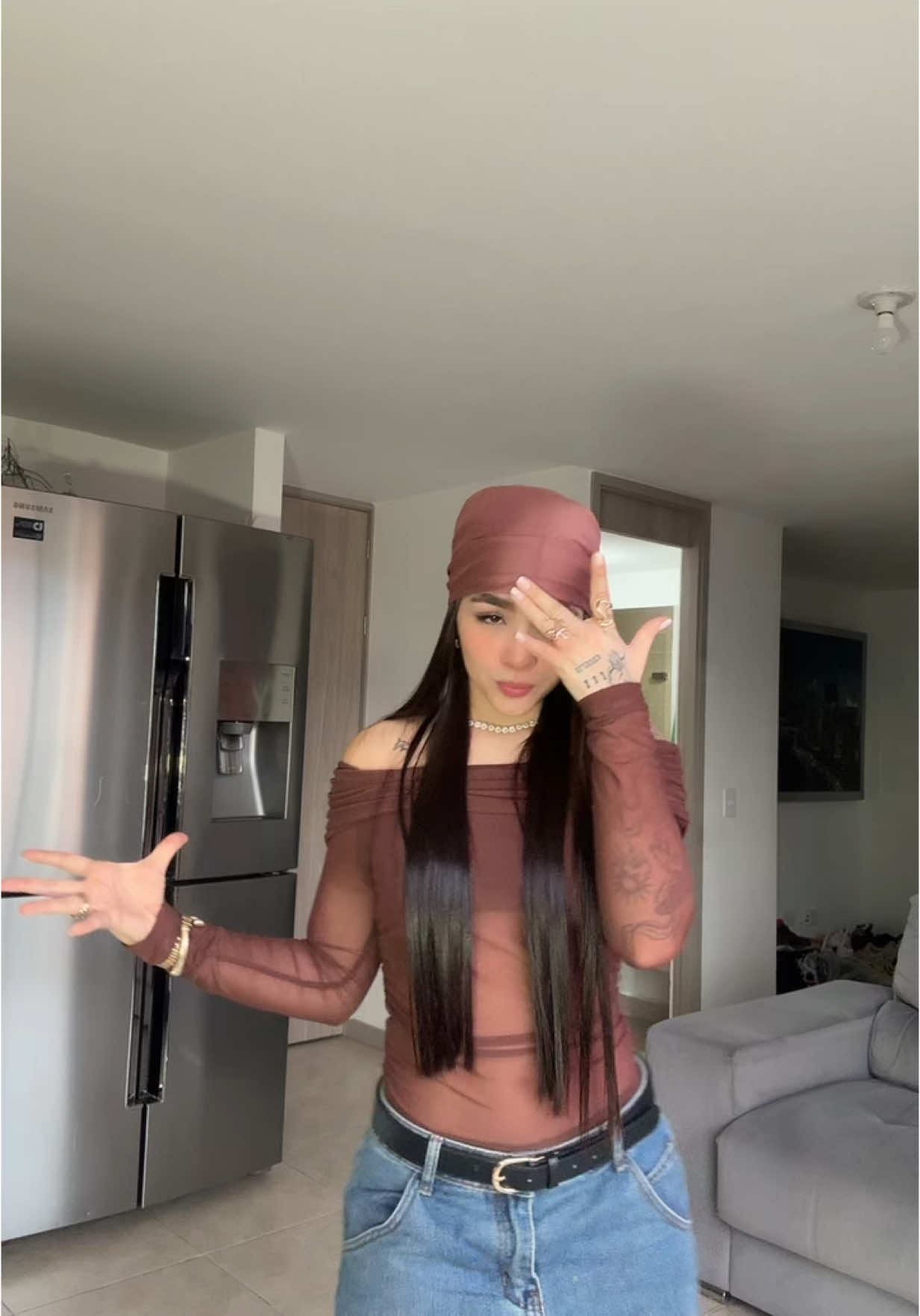 A post by @fer.realpe on TikTok caption: Ohhhhh te vi con ella 