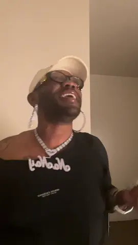 A post by @nashawnwoods on TikTok caption: #onthisday #cincinnati #neverstopexploring #watchmework #SELFLOVE #goodvibes #groove #judgeyamomma #iykyk #newmusic 