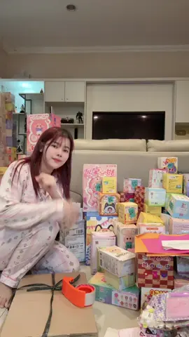 A post by @cahyanirynn on TikTok caption: Cape ygy