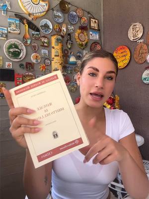 A post by @virginiamontemaggi on TikTok caption: 📚studiamo insieme con cambio di programma #studytok 
