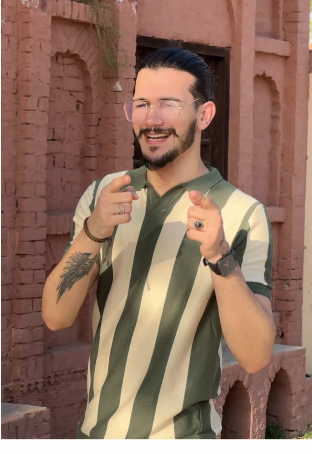 A post by @princeabdullah992 on TikTok caption: Khkoly Ghnam ranga ee 🙊❤️@👑pindi king👑 #foryou #abdullahfam #standwithkashmir #peerswag #pindiking insta id: prince_Abdullah9 