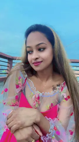 A post by @dilinidini on TikTok caption: ඇත්තටම හරි ආදරෙන් ඉමි නුබ ලග...🦋🌹  .✨🌏ස්තුති මේ විශ්වයට 🙏 මාව ඉක්මනින් සුවපත් කරාට .... වෙනදාටත් වඩා මන් මට හරි ආදරෙයි .. ඉතින් ඔයාලත් ඔයාලට ආදරේ... වෙන්න ... කිසිම කෙනෙක් මත ඔයාගේ ලස්සන ජිවිතය ලන්සුවට නොතියන්න වගබලා ගන්න. ගෙවුණු කාලය යලි ලබාගත නොහැකි බැවින් ... ලස්සන ළමයෝ... ලස්සනට හිනාවෙලා ඉන්න  හැමදාමත් ... 🧚‍♀️🇰🇷👸🏼🇱🇰🦋🌏💎🌻🎼💃#sl_💞korea🌹 🙏