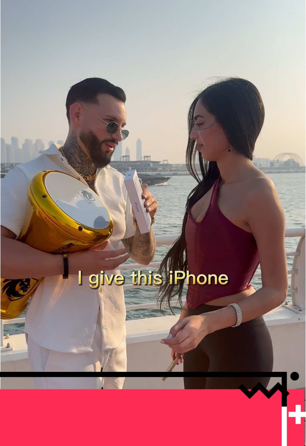 A post by @rafaelo.ro on TikTok caption: I give my iPhone💛