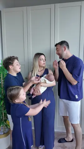 A post by @ on TikTok caption: Bayhan abi bize çalışıyor😂