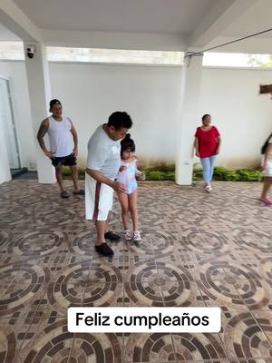 A post by @_rafaelpacheco on TikTok caption: @🫡🫡Antonio Pacheco 🐥🐥🫡🇬🇹 @hermanos pachecos 2 