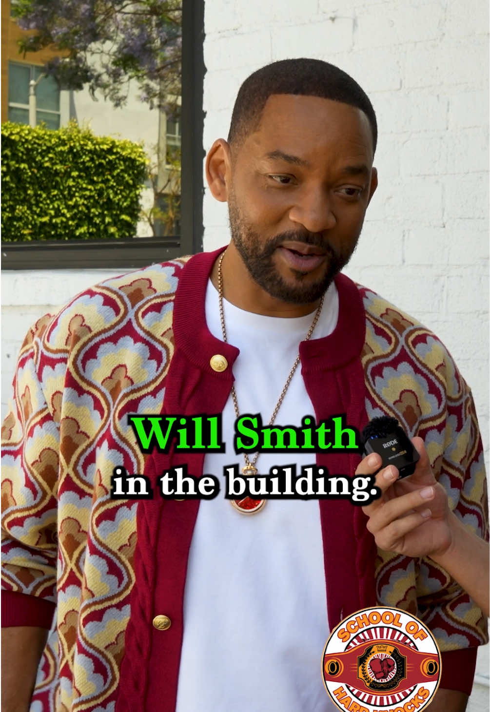 A post by @theschoolofhardknocks on TikTok caption: WILL SMITH in the building 🤯 I interviewed the LEGEND @Will Smith and I asked him whether or not money buys happiness. I also asked him what he learned from filming the movie “The Pursuit Of Happiness.” Lastly, I asked him how he found the confidence and self belief to become one of the most successful actors and entertainers of all time. He gave me his best advice for the younger generation. #wealth #entrepreneur #financialfreedom #motivation 